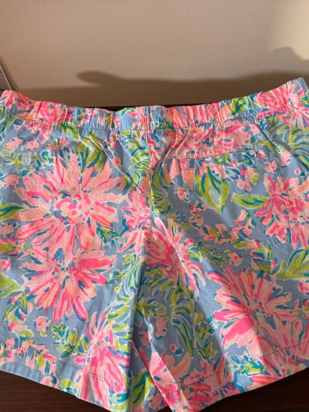 NWT Lilly Pulitzer Ocean View Shorts Blue Peri Sunrise Bay Floral Sz M $58 - Picture 3 of 12
